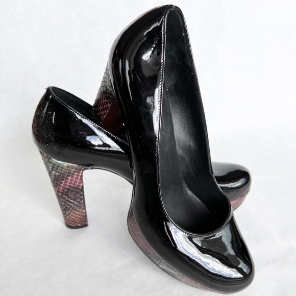 Platform Donald Pliner Black Patent Leather Snake Print Heel - Picture 4 of 16